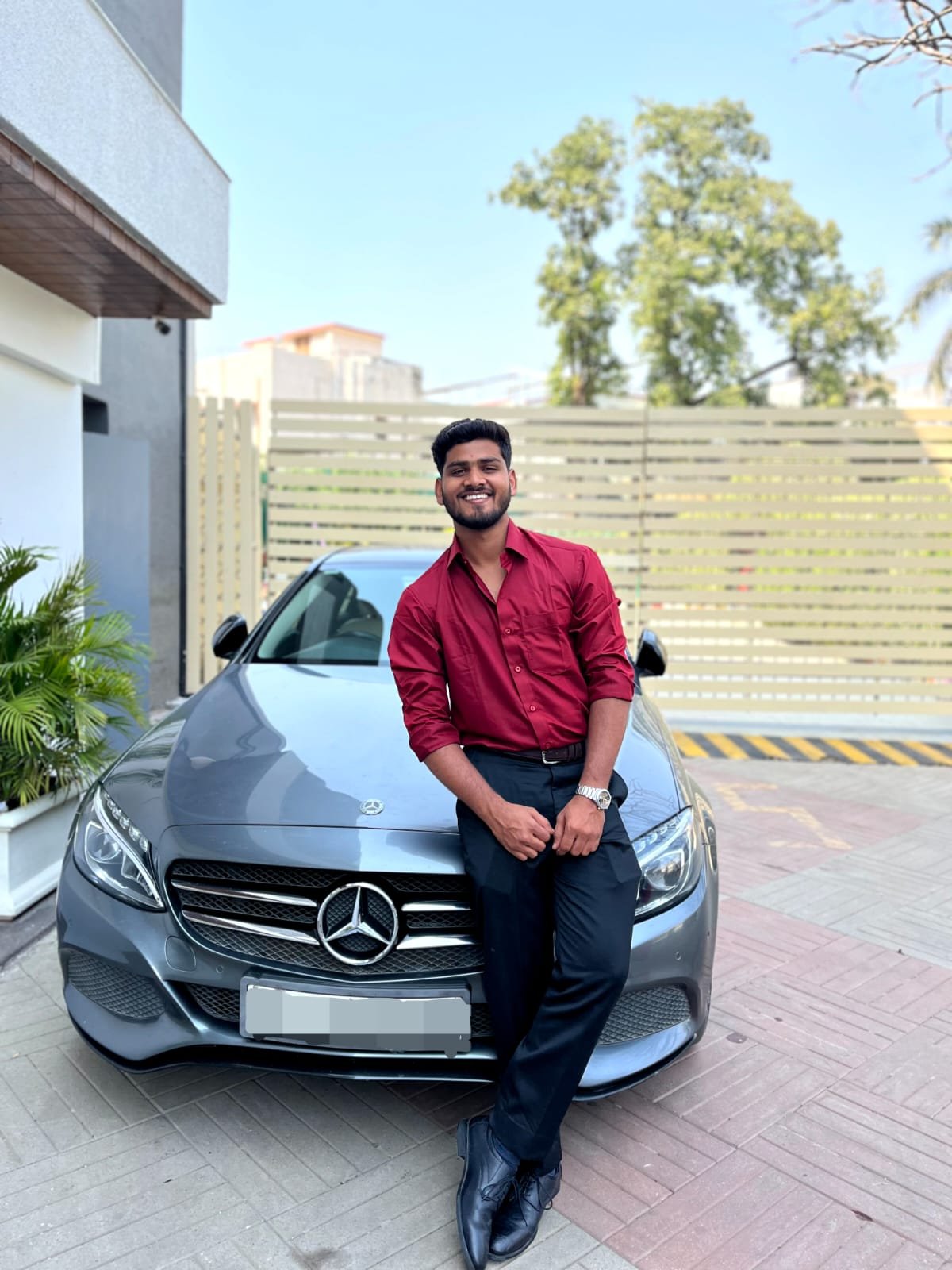 Deepak Bhujange — Founder & Owner, Goldenbird Overseas